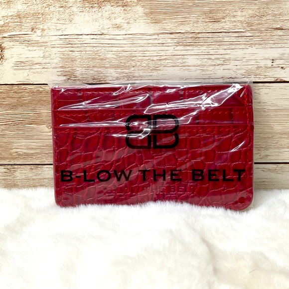 🌺NWT🌺🌸 B-Low The Belt Croc Card Case🌸 - Picture 2 of 5